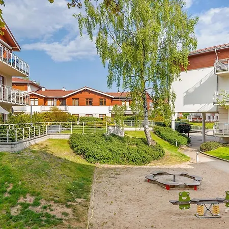 Meiguan With Huge Terrace + Extra 2 Parking Spots Apartment
