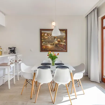 Meiguan With Huge Terrace + Extra 2 Parking Spots Gdansk