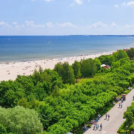 Meiguan With Huge Terrace + Extra 2 Parking Spots Apartment *